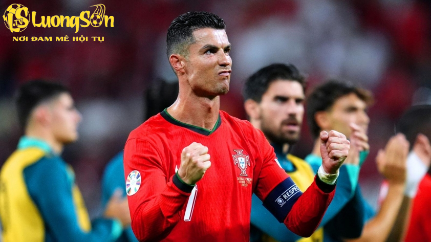 Ronaldo vẫn ghi bàn đều đặn ở tuổi 40 (Ảnh: Marca). Ronaldo vẫn ghi bàn đều đặn ở tuổi 40 (Ảnh: Marca).